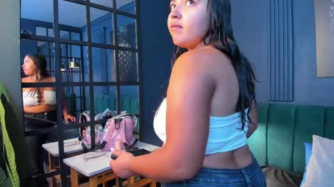 Sophia online show from April 25, 11:57 am