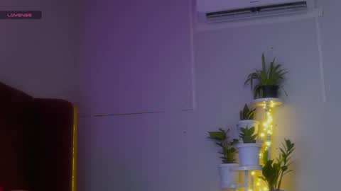 Sophia online show from April 4, 9:34 pm