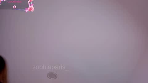 sophiaparis_ online show from February 27, 4:12 am