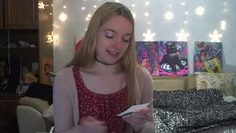 Snapshot of sophiasonata chatting on December 23, 1:18 am SophiaSonata online show from December 23, 1:18 am