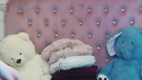 sophiastarr10 online show from February 18, 10:06 pm