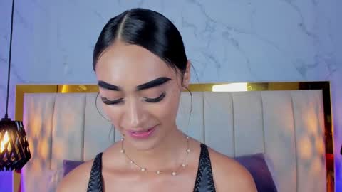 Snapshot of sophie_deargb chatting on February 21, 7:43 pm Sofia santodomingo online show from February 21, 7:43 pm