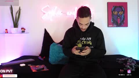 SOPHIE - FOXX online show from October 15, 12:05 pm