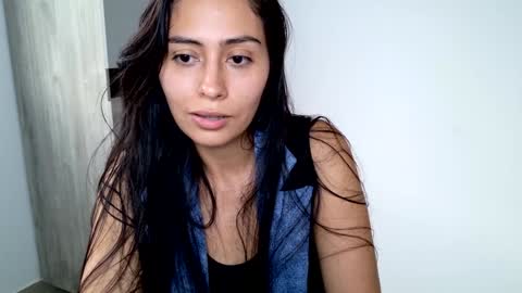 Snapshot of sophie_foxxx chatting on February 1, 10:23 pm Sophie online show from February 1, 10:23 pm