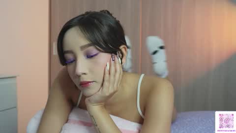 Sophie or Sof online show from March 8, 10:57 pm