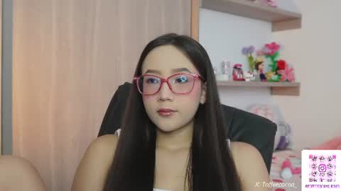 Snapshot of sophie_lii chatting on July 13, 10:01 pm Sophie or Sof online show from July 13, 10:01 pm