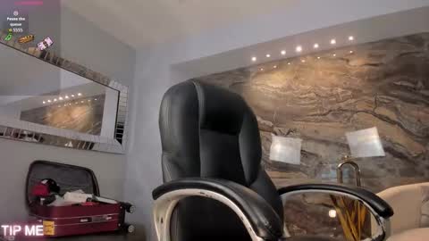 Sophie online show from November 17, 12:27 am