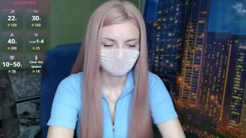 Sophie online show from May 28, 8:11 am