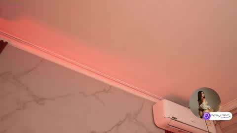 Sophie online show from January 15, 11:59 am