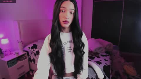 Snapshot of sophiecornett chatting on November 5, 8:03 am online show from November 5, 8:03 am