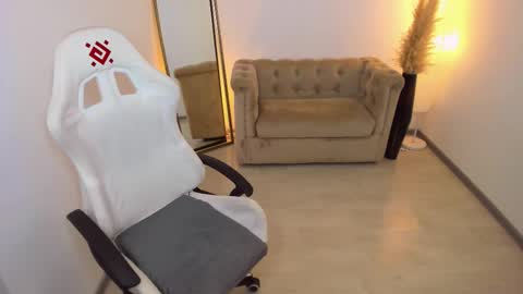 Sophie online show from September 21, 11:12 am