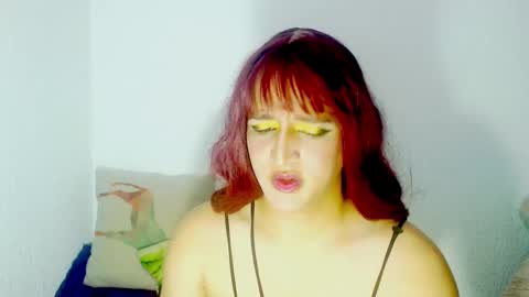 Snapshot of sophiehillsxo chatting on January 8, 4:02 am sophiehillsxo online show from January 8, 4:02 am