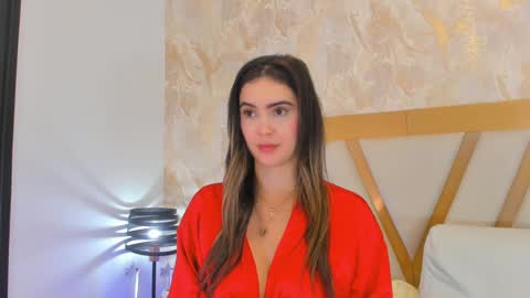 Sophie online show from December 17, 5:36 pm