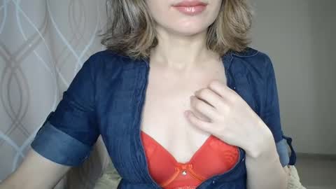Sophiemisss online show from November 7, 7:41 am