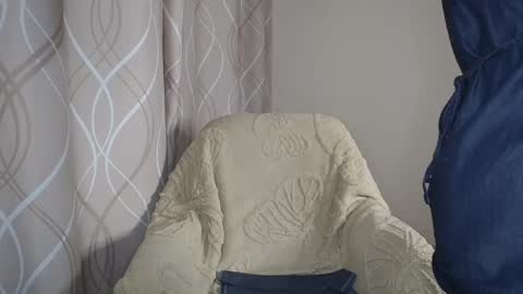 Snapshot of sophiemisss chatting on February 10, 5:33 am Sophiemisss online show from February 10, 5:33 am