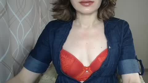 Sophiemisss online show from March 19, 7:23 am