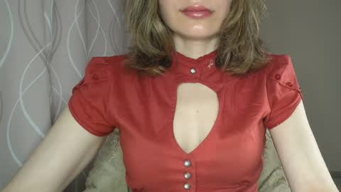 Snapshot of sophiemisss chatting on June 8, 7:42 am Sophiemisss online show from June 8, 7:42 am