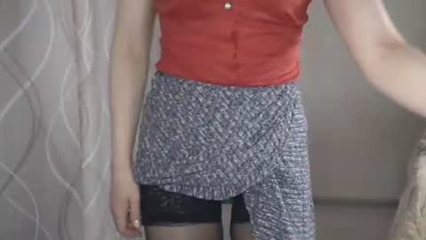 Snapshot of sophiemisss chatting on June 25, 6:29 am Sophiemisss online show from June 25, 6:29 am