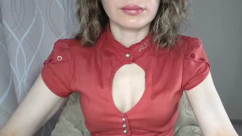 Snapshot of sophiemisss chatting on July 8, 6:18 am Sophiemisss online show from July 8, 6:18 am