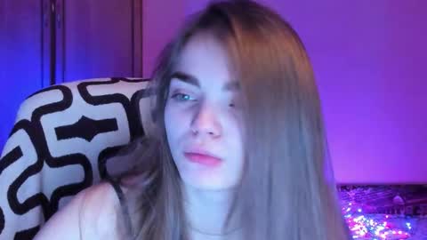 Sophie and my bestie Mandy    online show from January 10, 1:24 pm