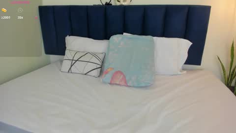 sophieturner_mg online show from November 1, 7:16 pm