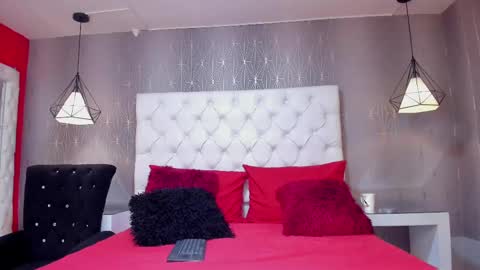 SophieWinslow online show from January 6, 3:40 pm