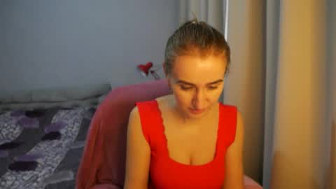 Sophi online show from February 19, 1:51 pm