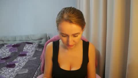 Sophi online show from May 2, 1:49 pm