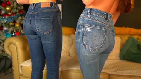 Snapshot of sophydiva chatting on December 21, 6:20 am Sophydiva online show from December 21, 6:20 am