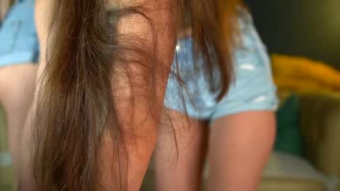 Snapshot of sophydiva chatting on February 7, 6:17 am Sophydiva online show from February 7, 6:17 am