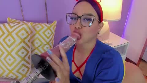 Sophy online show from March 14, 11:48 am