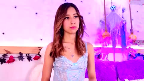 Snapshot of sopphiaa_payton chatting on October 7, 12:24 pm Sophie online show from October 7, 12:24 pm