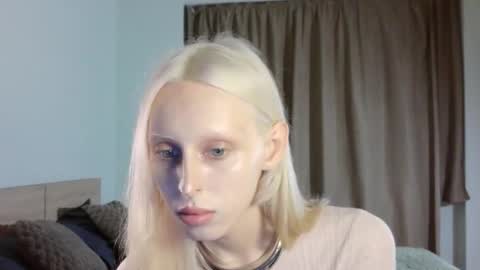 sora999999999 online show from March 30, 7:15 pm