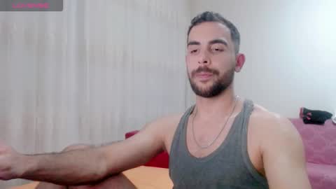 luis online show from January 11, 10:04 pm