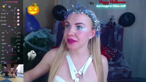 Lisa online show from November 1, 7:10 am