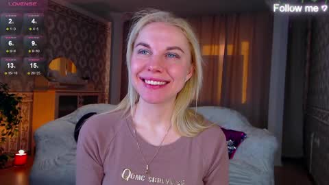 Lisa online show from April 3, 1:25 am