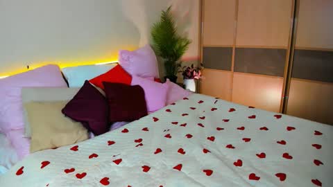 Snapshot of soulharmoonyy chatting on March 2, 3:20 am soulharmoonyy online show from March 2, 3:20 am