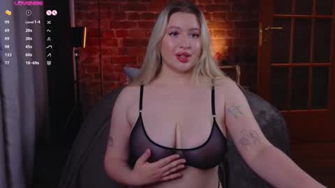 soulmeinme online show from November 4, 8:08 pm