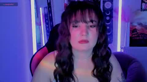 Snapshot of sour_cherry_ chatting on July 9, 12:31 pm Jennie online show from July 9, 12:31 pm