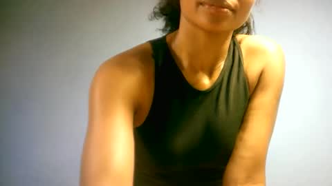 sourayaa online show from April 13, 6:35 pm