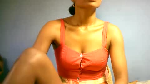 sourayaa online show from April 28, 7:02 am