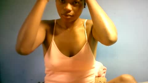 sourayaa online show from April 29, 7:23 am