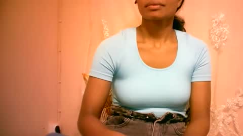 sourayaa online show from May 11, 4:04 pm