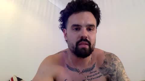 sourpineappleice online show from May 14, 7:59 am