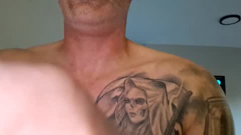 southboy2410 online show from October 1, 4:57 pm