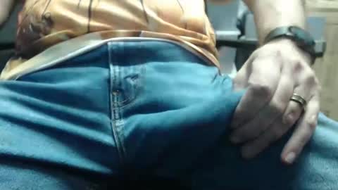 Snapshot of southerncock8 chatting on February 20, 4:07 pm KIT online show from February 20, 4:07 pm