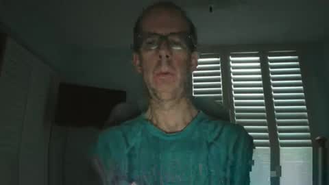 Snapshot of southflaman chatting on October 30, 11:44 am ScorpioKobra online show from October 30, 11:44 am