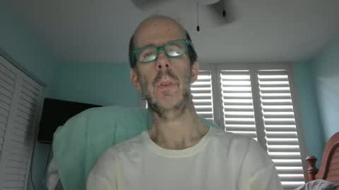 Snapshot of southflaman chatting on December 5, 1:09 pm ScorpioKobra online show from December 5, 1:09 pm