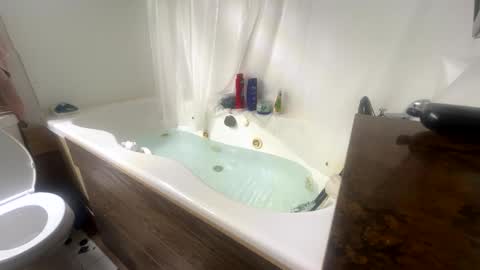 Snapshot of soxsik chatting on November 7, 9:31 am soxsik online show from November 7, 9:31 am