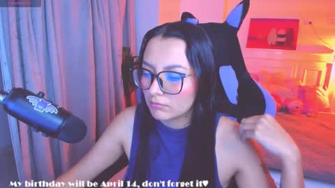 Lili online show from March 21, 2:27 am